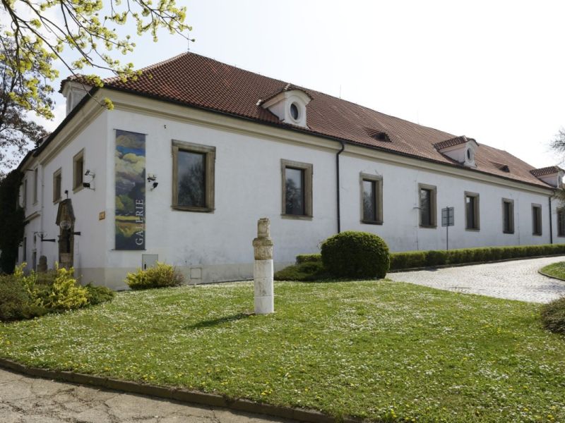 Galerie moderního umění v Roudnici nad Labem