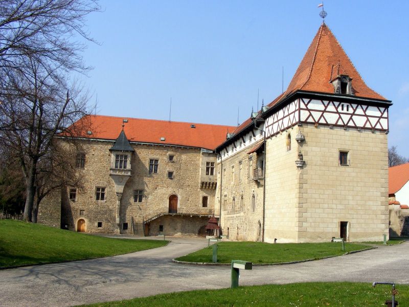 Vodní hrad a Jandovo muzeum, Budyně nad Ohří